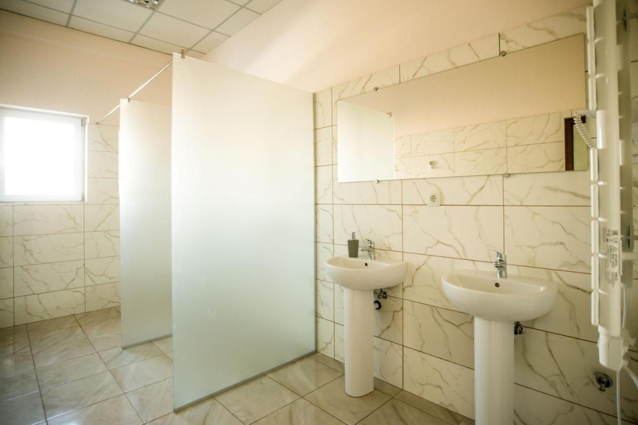 Si-Yo Hostel Ujgorod Dış mekan fotoğraf