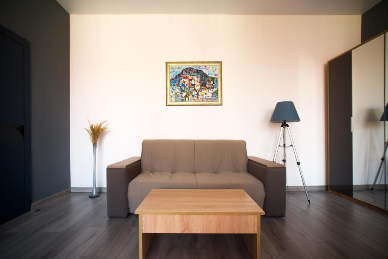 Si-Yo Hostel Ujgorod Dış mekan fotoğraf