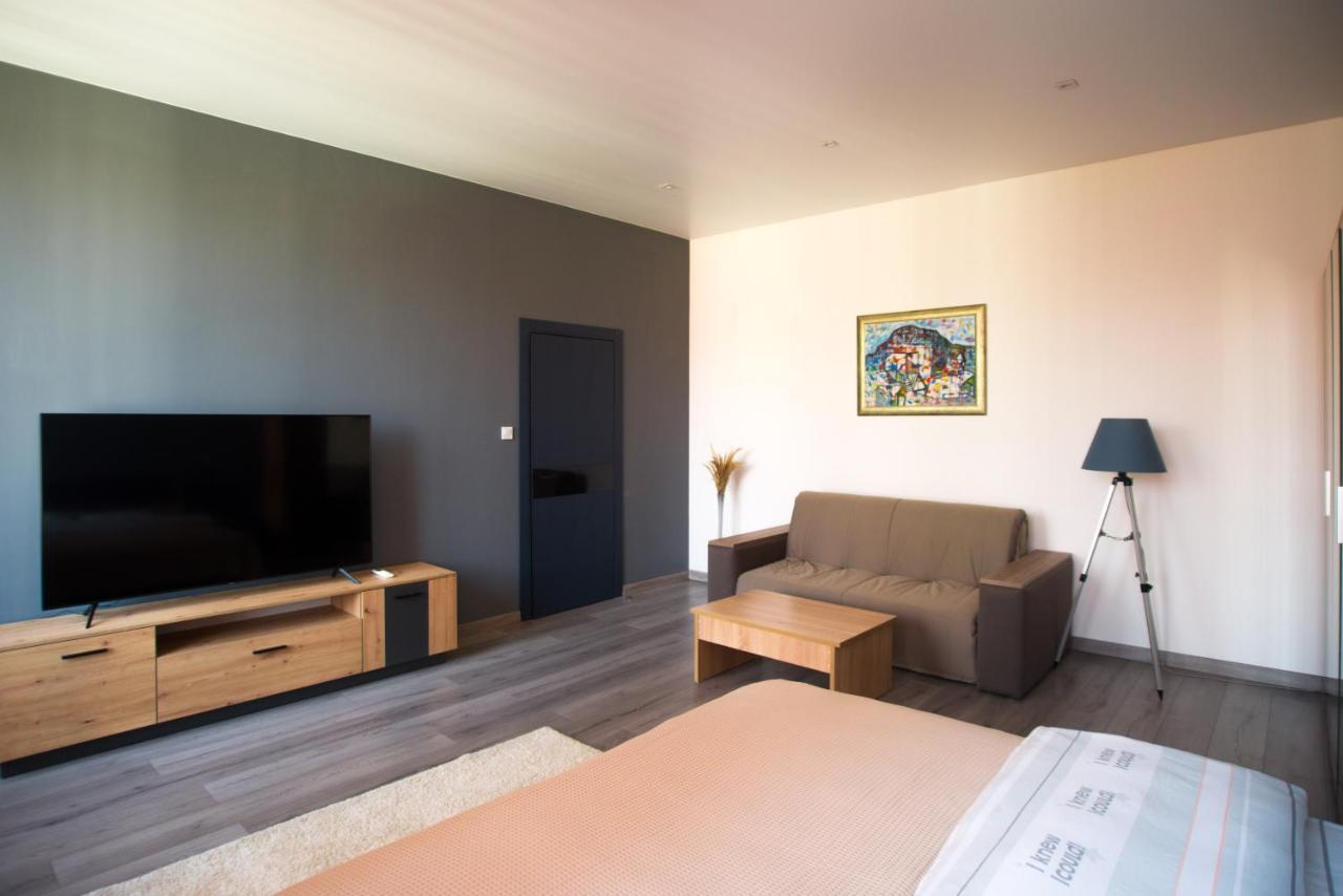 Si-Yo Hostel Ujgorod Dış mekan fotoğraf