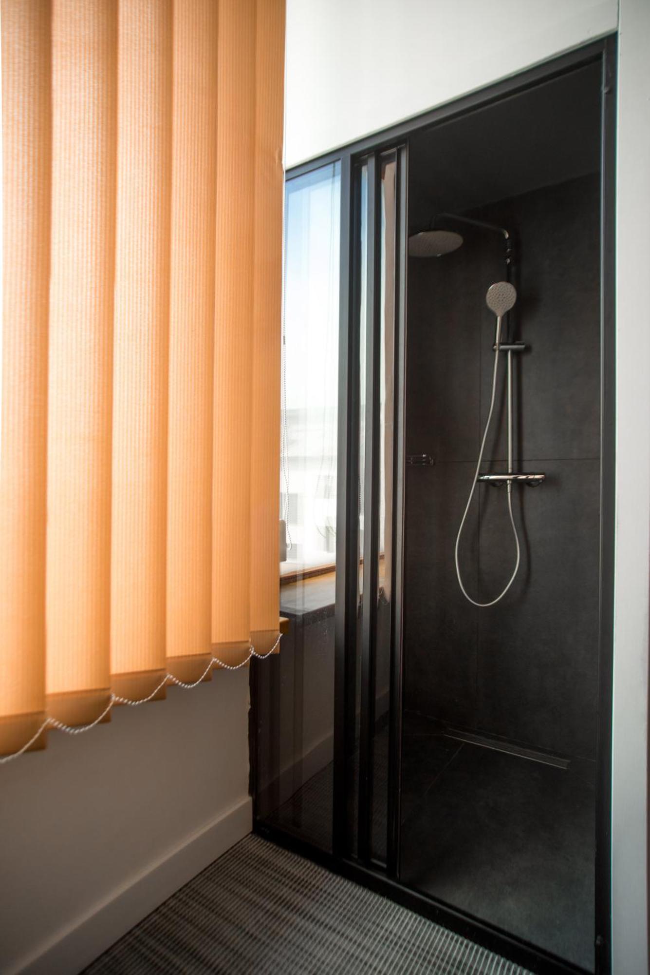Si-Yo Hostel Ujgorod Oda fotoğraf